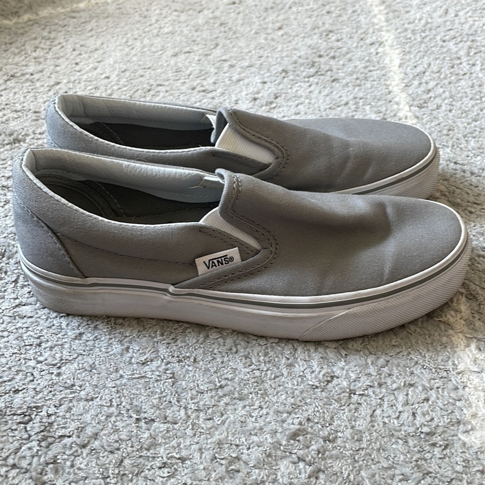 Vans Classic Slip-On Shoes in Gray | US Women’s 5 / US Men’s 3.5 / Child’s 3